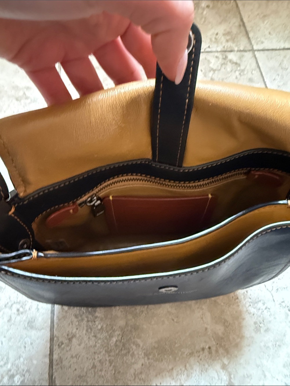 Coach Classic Saddle Crossbody Bag - Picture 4 of 6
